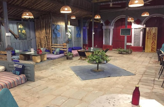 Hotel Grand Barrack