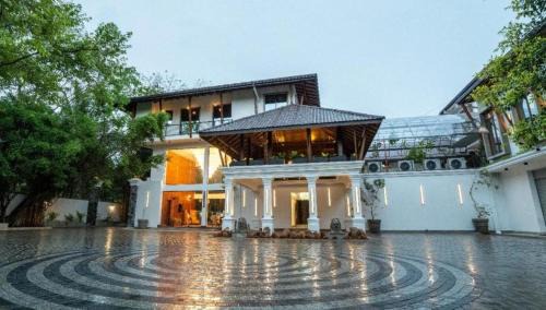 Hotel Grand Minaro
