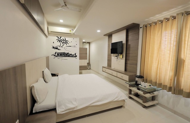 Hotel Grand Paradise