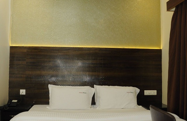HOTEL GRAND PARKWAY