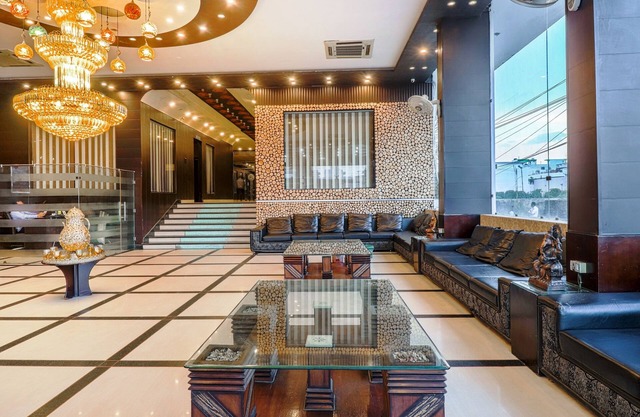 Hotel Grand Shiva