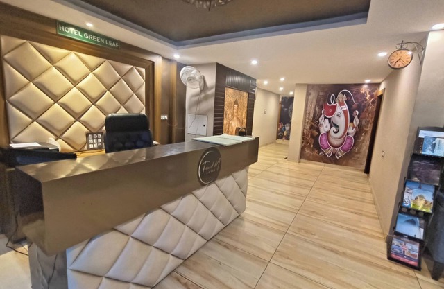 Hotel Green Leaf By T And M Hotels