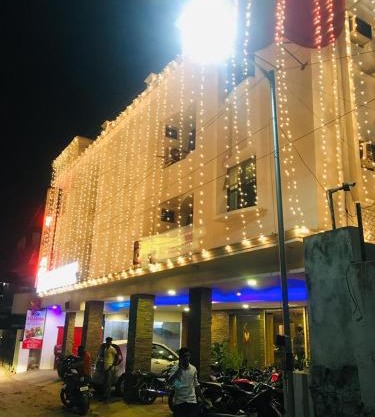 Hotel Half Moon Chennai