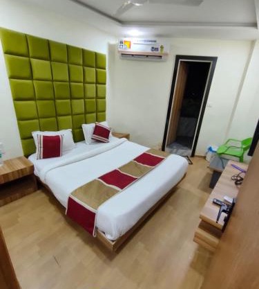 Hotel Happy Stay