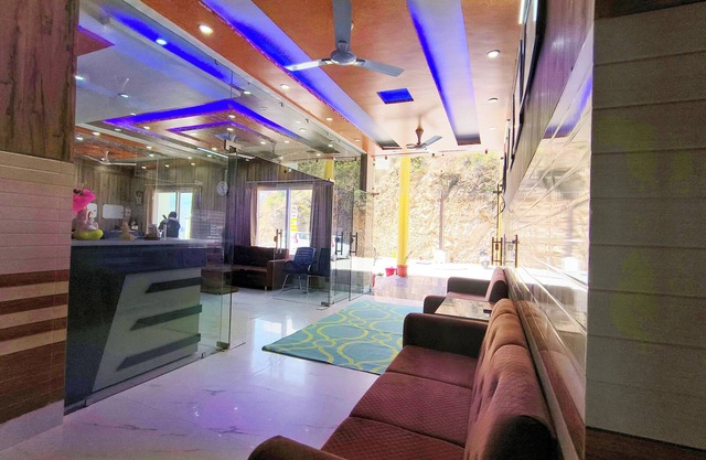 Hotel Hill River View Resort