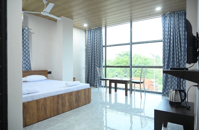 Hotel Hill View Grandeur