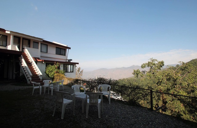 Hotel Himalayan Club