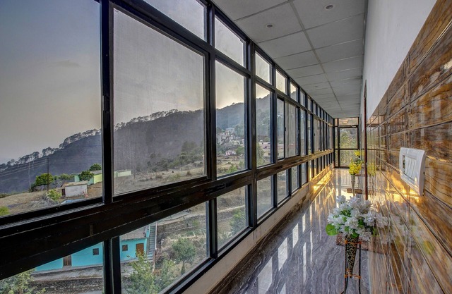Hotel Himalayan View