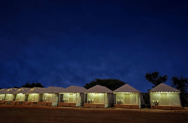 Hotel Hinduja Luxury Camp & Resort
