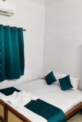 Hotel Hirawat by Vihasta