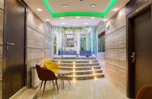 HOTEL HNR