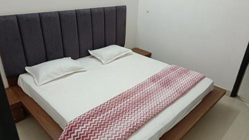 Hotel Home Away Haven