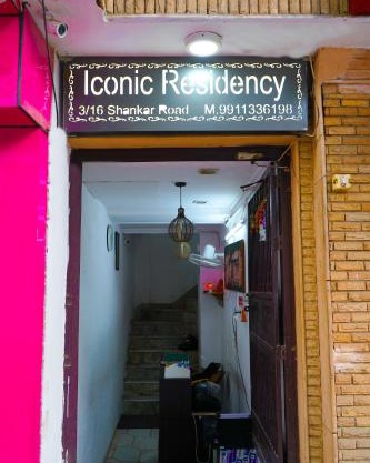 Hotel Iconic Residency - Opposite Ganga Ram hospital
