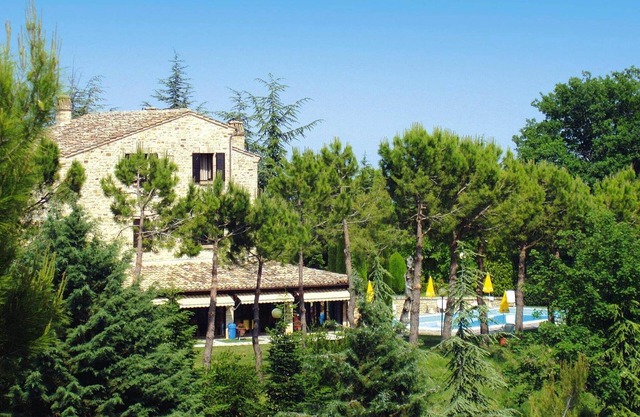 Hotel en Marche con senderos