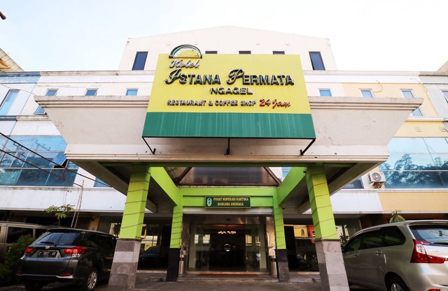 Hotel Istana Permata Ngagel