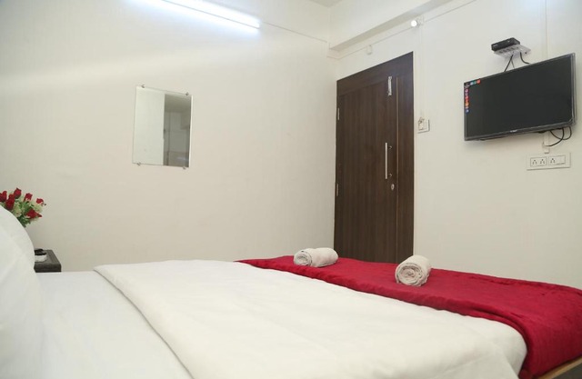 Hotel Jagdamba
