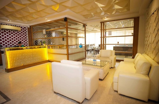 Hotel JPS Residency