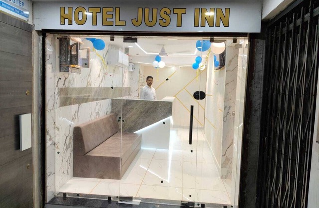 Hotel just inn