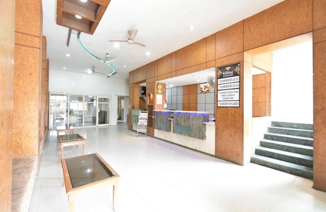 Hotel Kohinoor Plaza