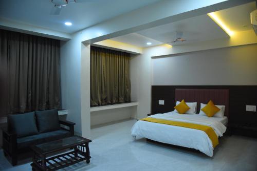 Hotel Kamal Grand
