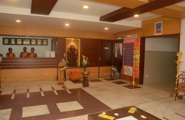 Hotel Kanakabhishegam