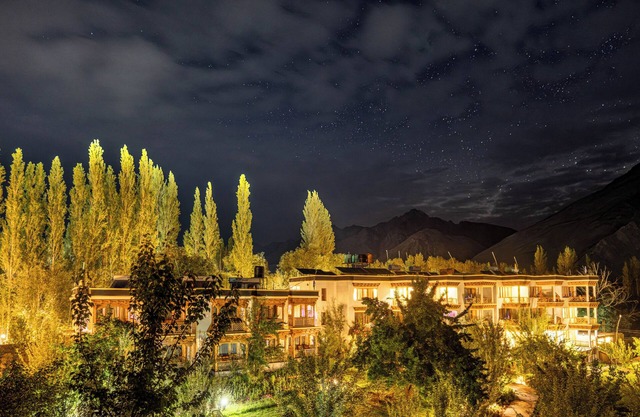 Hotel Karma Inn