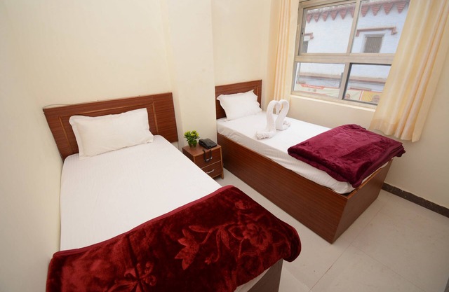 Hotel Kashi Khand