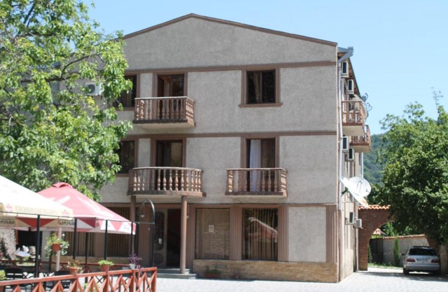 Hotel Kavkasioni