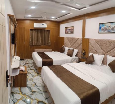 Hotel kavya inn
