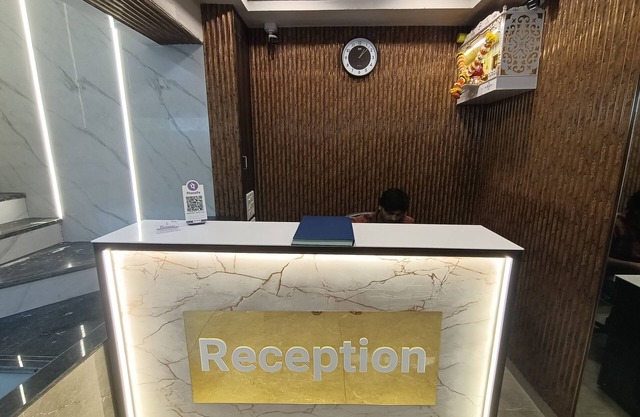 Hotel King Residency