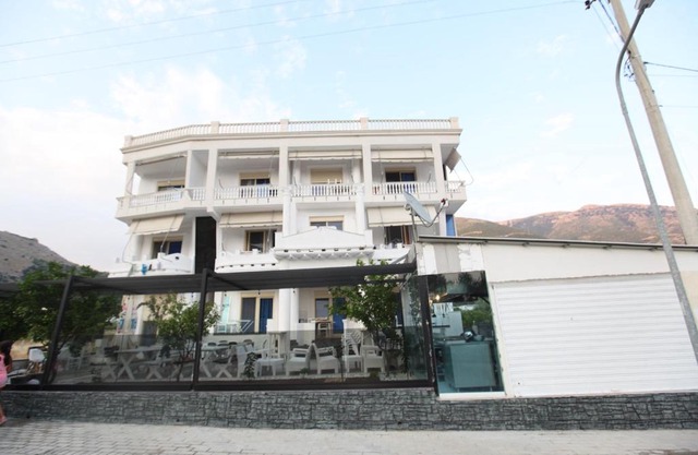 Hotel Kristal Borsh
