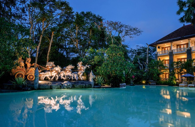 Hotel Kumala Pantai