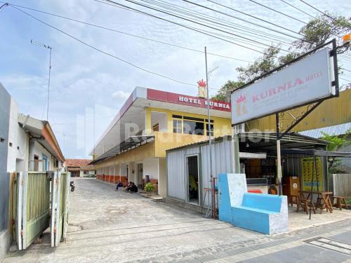 Hotel Kurnia @ Jln Pemuda Blora RedPartner