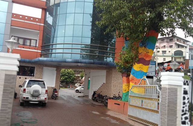 Hotel Kurunji Meridian