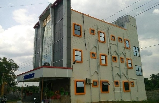 Hotel KVS Residency