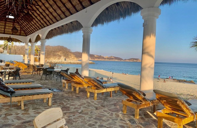 HOTEL LA ISLA HUATULCO H