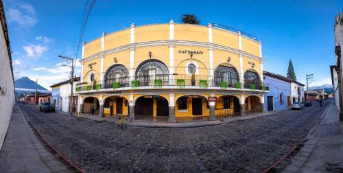 Hotel La Sin Ventura
