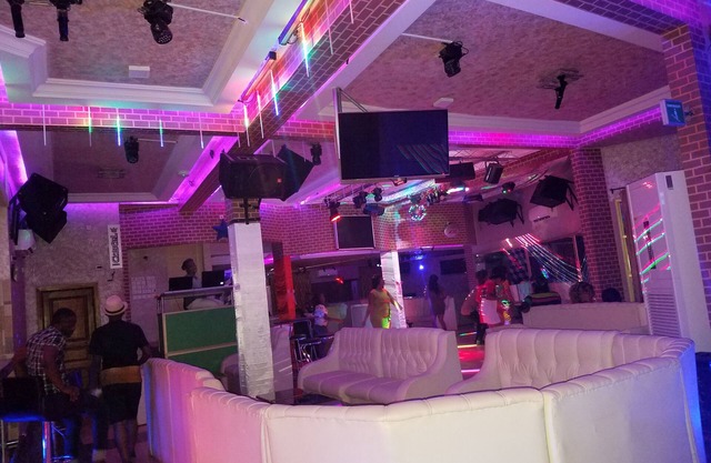 HOTEL LABASE 228