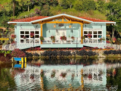 Hotel Lago Valdivia