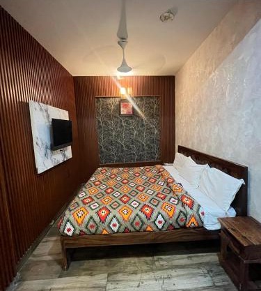 Hotel Lagoon Inn - Malviya Nagar