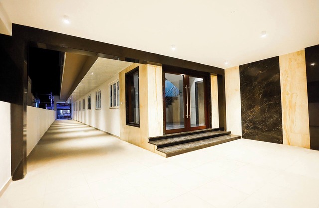 Hotel Lakshmi Towers