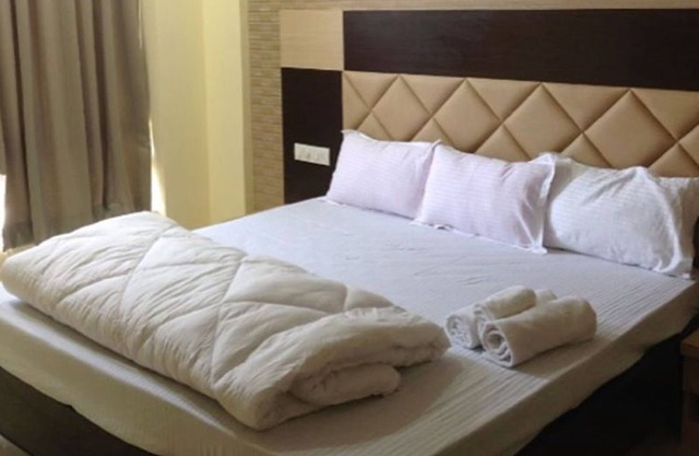 Hotel Lal Qila