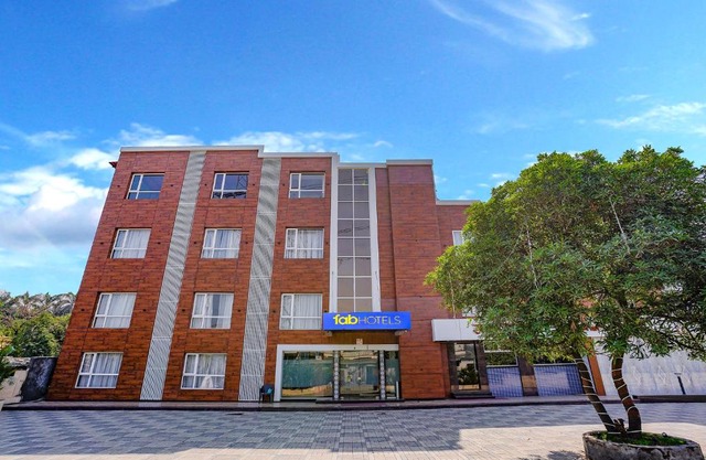 Hotel Landmark Aura