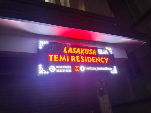Hotel LasaKusa Temi residency
