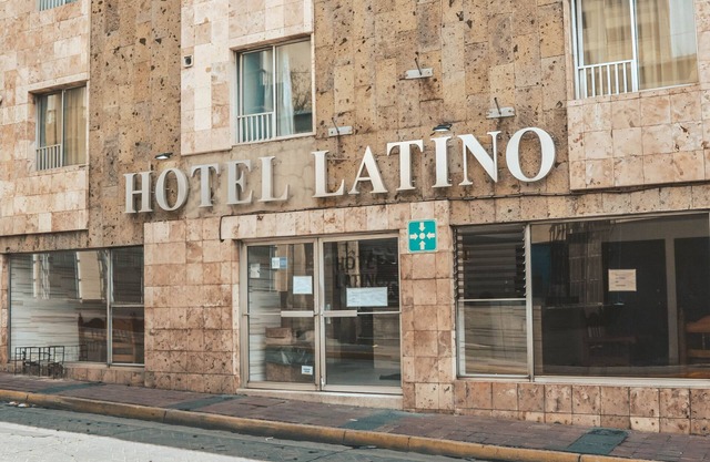Hotel Latino