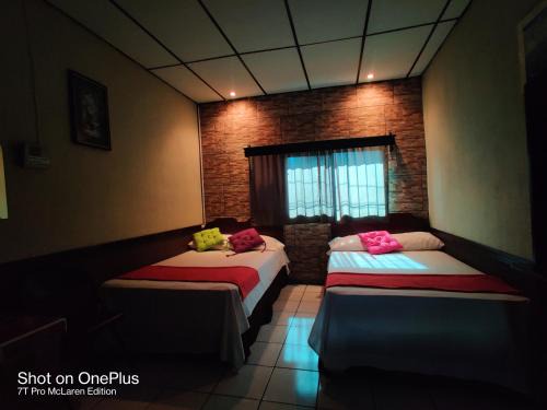 HOTEL LATlNO en Santa Ana