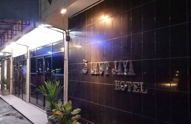 Hotel Laut Jaya
