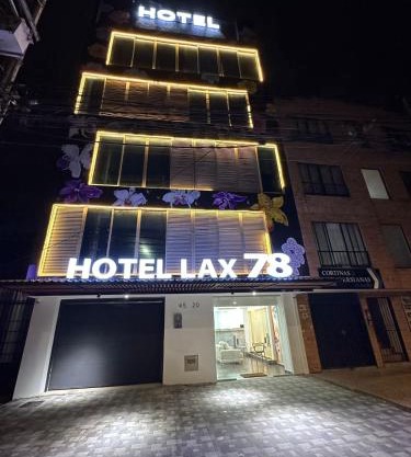 Hotel LAX78