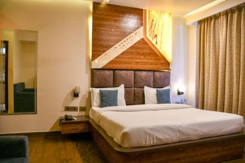 Hotel Le Osh Lansdowne - 500m from Bhulla Lake and Free Live Music on Weekends