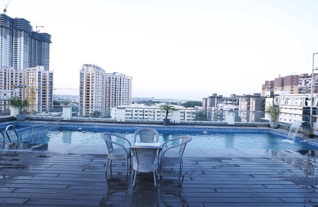 Hotel Leroy Grand